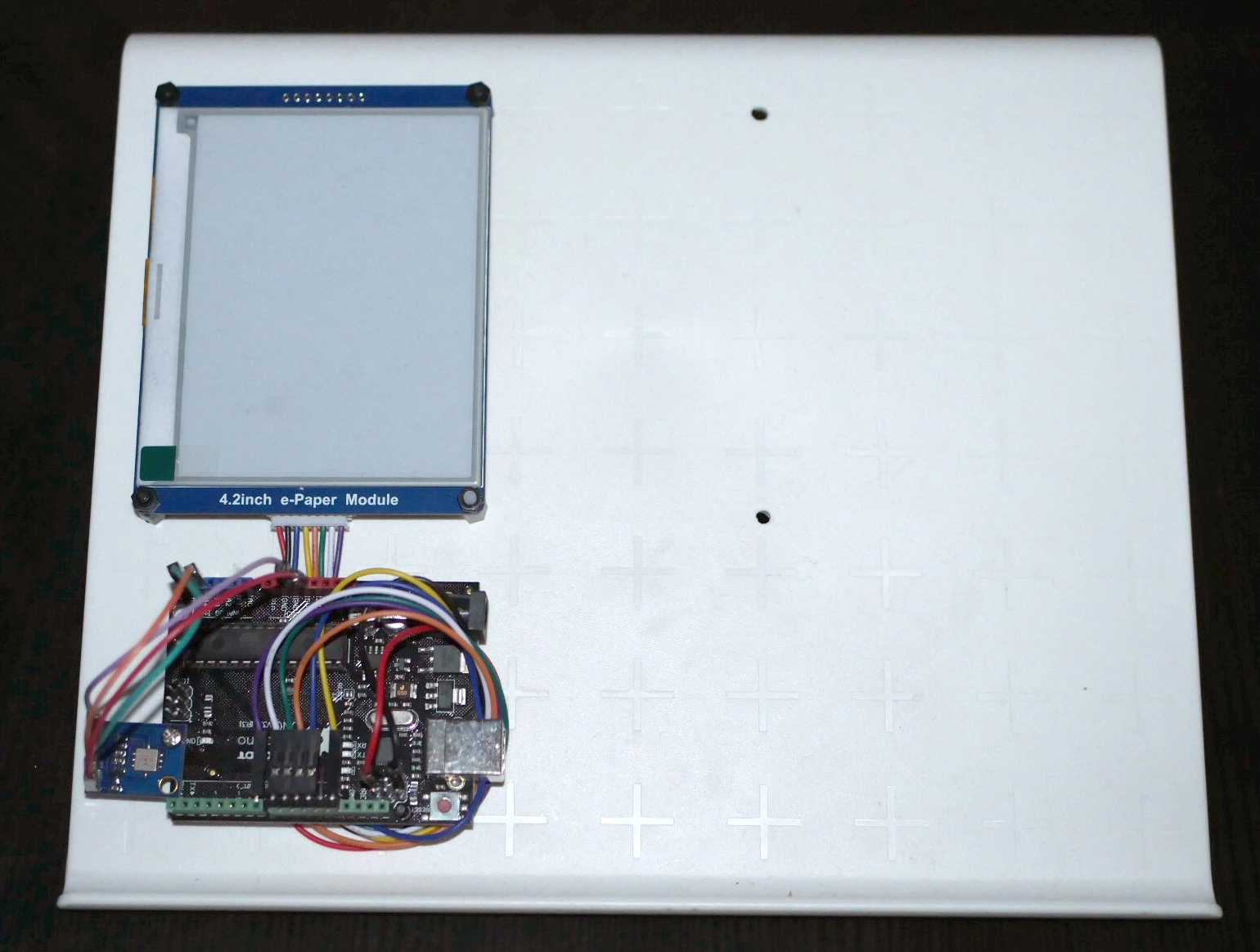 How to Use an E-Ink Display in Your Arduino Project