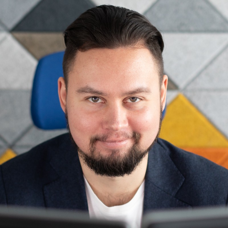 Stanislav Tikhomirov